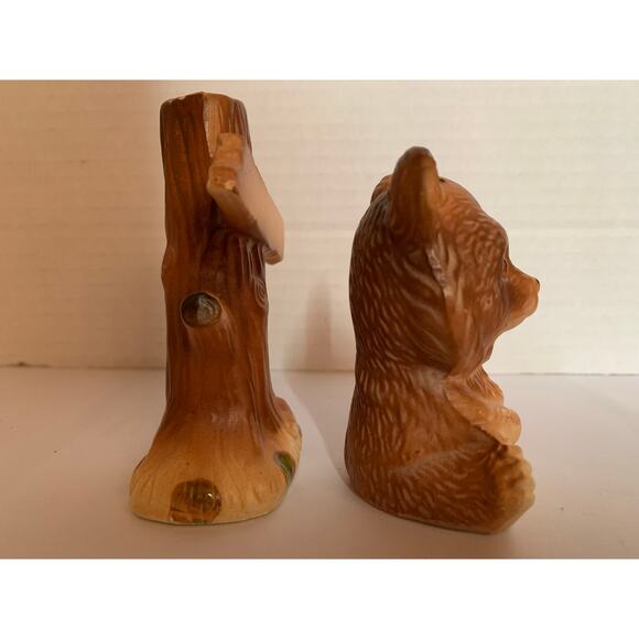 Vintage Japan Ceramic Bear and Tree Salt and Pepper Shakers Set - Picture 5 of 6